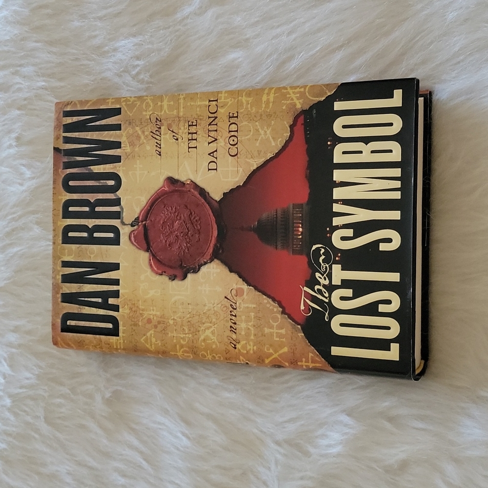 THE LOST SYMBOL Thriller Entertaining Novel‎ Hardcover Book by Dan Brown